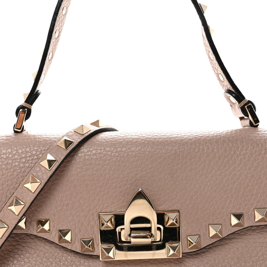 Pebbled Calfskin Medium Rockstud Top Handle Shoulder Bag Poudre