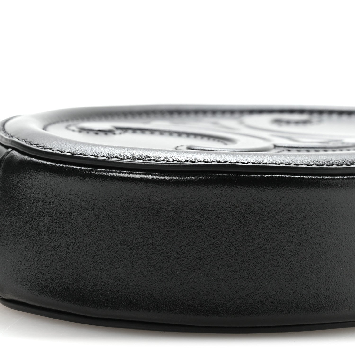 Smooth Calfskin Cuir Small Triomphe Oval Crossbody Purse Black