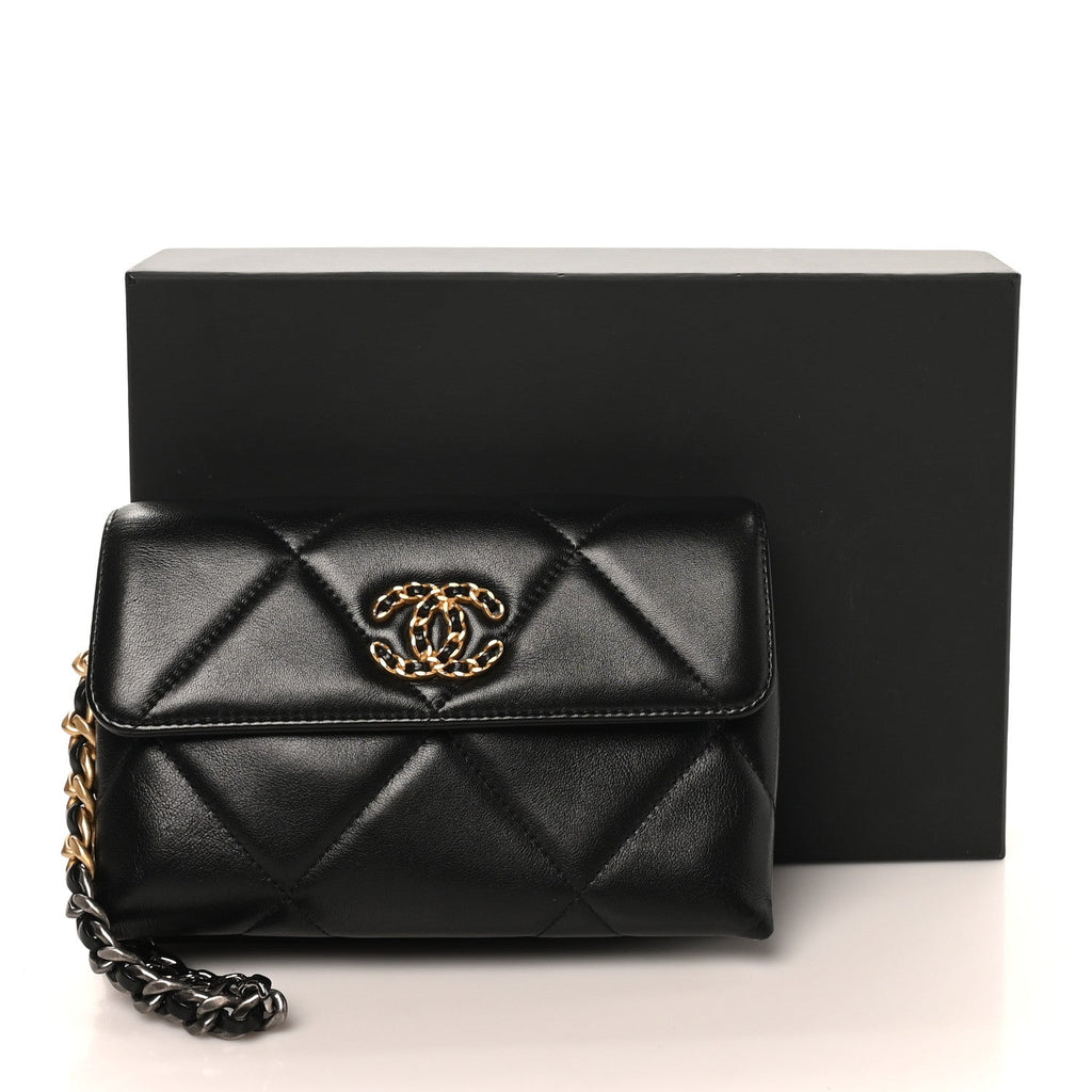 Lambskin Quilted Chanel 19 Flap Clutch Black