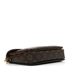 Reverse Monogram Pochette Metis