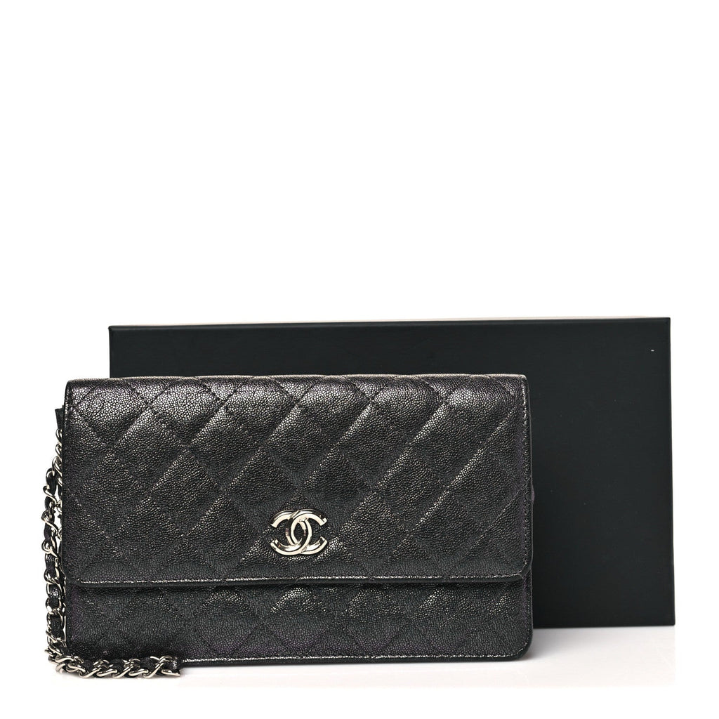 Iridescent Caviar Quilted Classic Pouch Clutch Black
