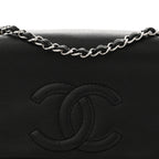 Caviar Medium Timeless CC Flap Black