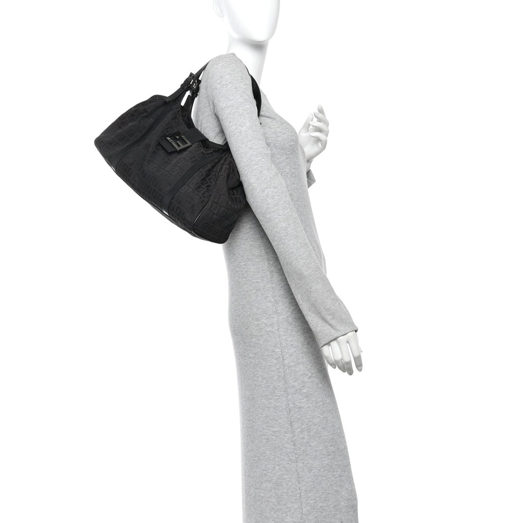 Zucchino Vitello Shoulder Bag Black Moro