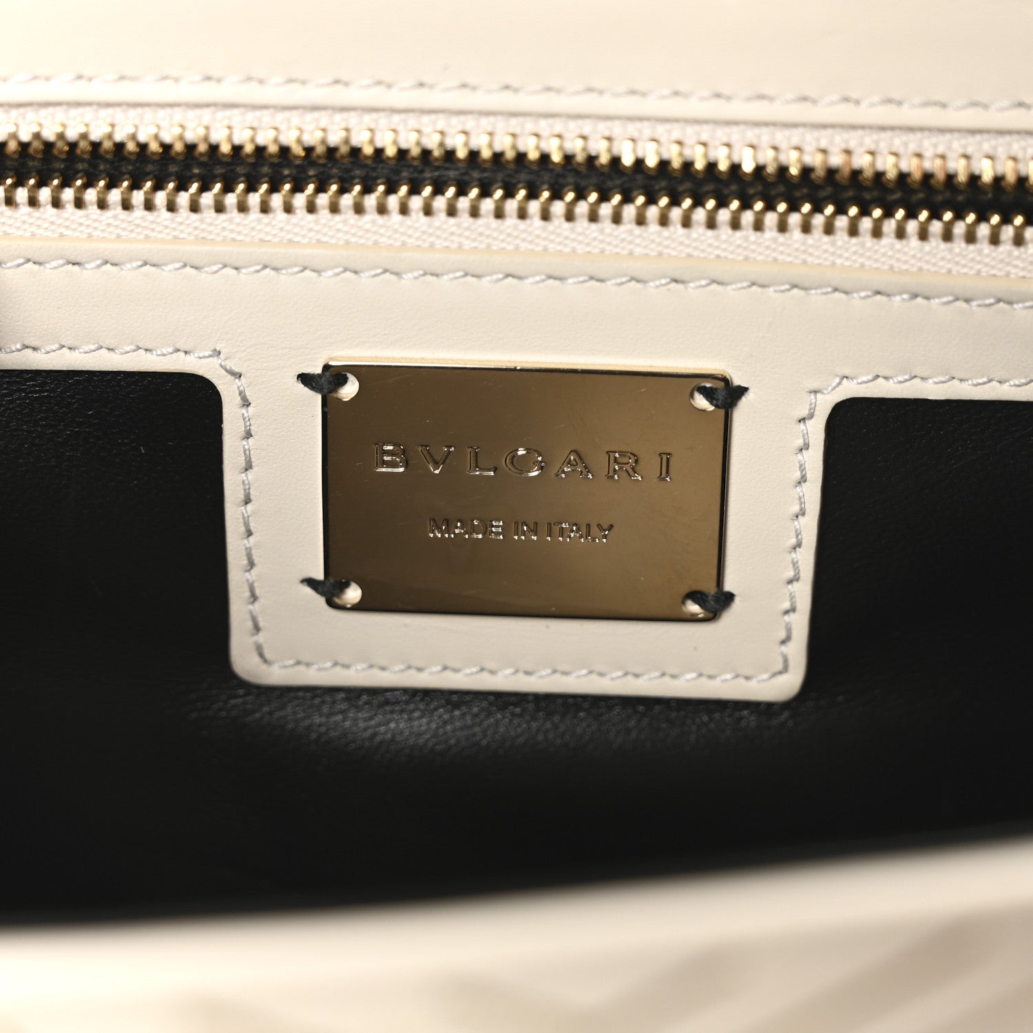 Nappa Serpenti Forever Chain Diamond Blast Shoulder Bag Ivory Gold