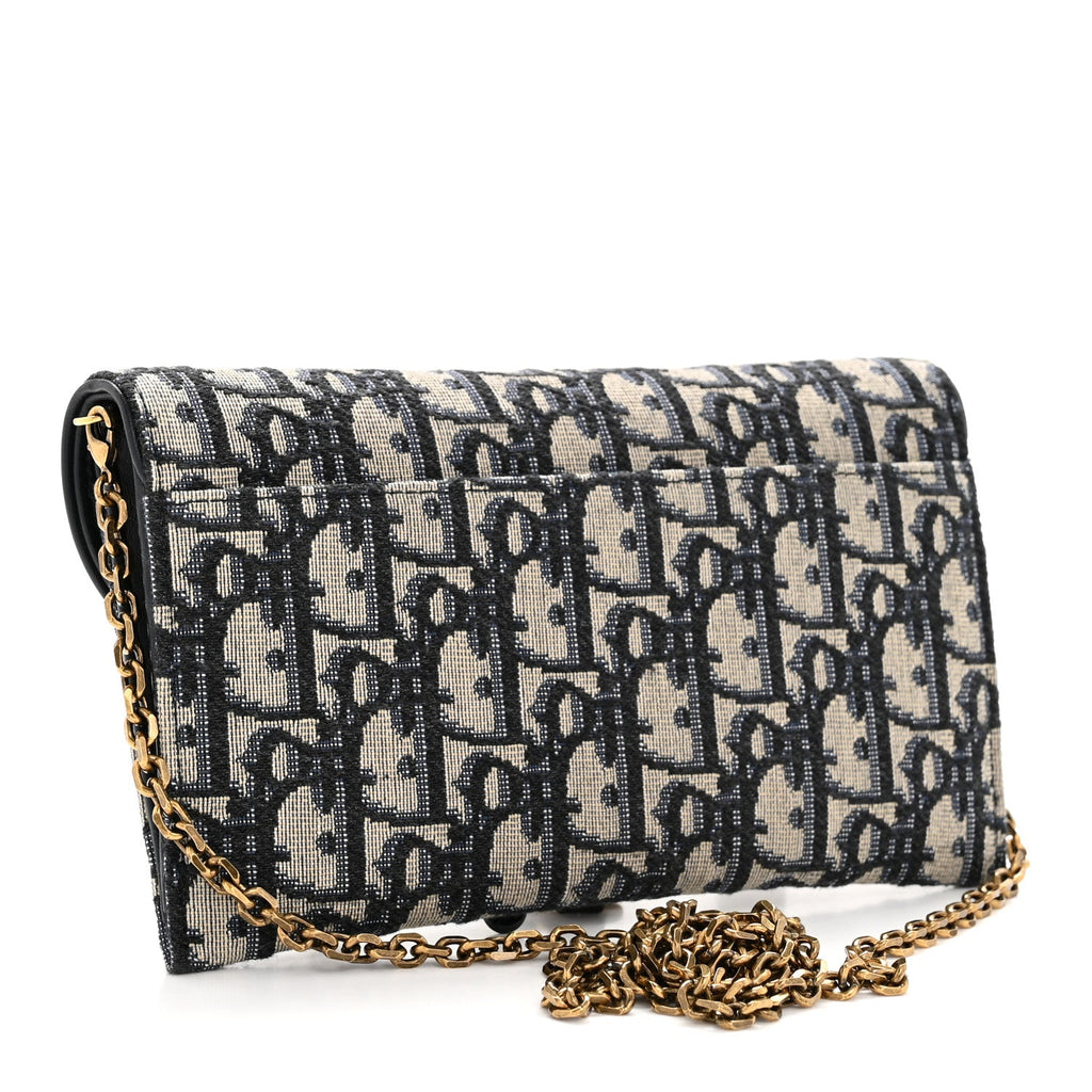 Oblique Saddle Chain Long Wallet Blue