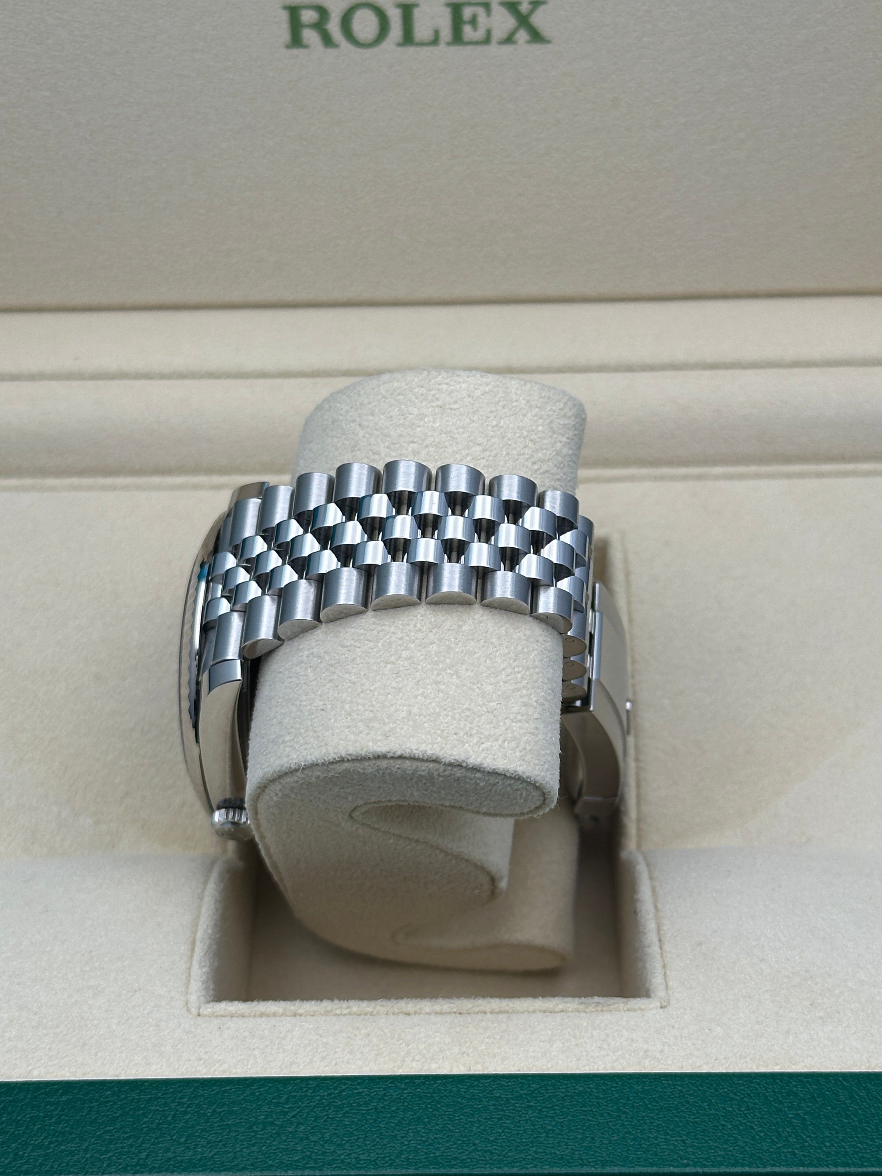 Rolex Steel and White Gold Rolesor Datejust 41  - Blue Motif Index Dial - Jubilee Bracelet - 126334 bmj