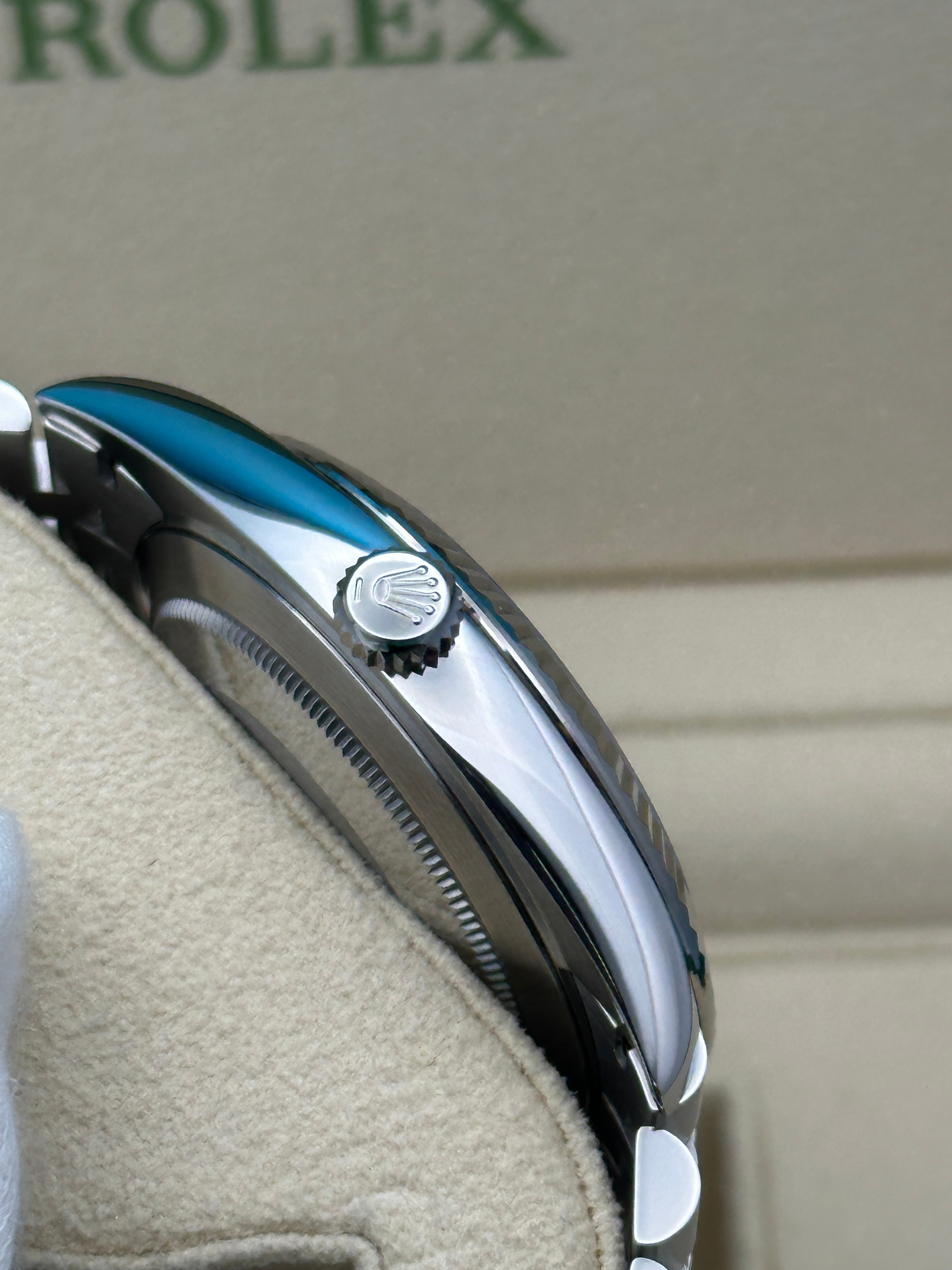 Rolex Steel and White Gold Rolesor Datejust 41  - Blue Motif Index Dial - Jubilee Bracelet - 126334 bmj