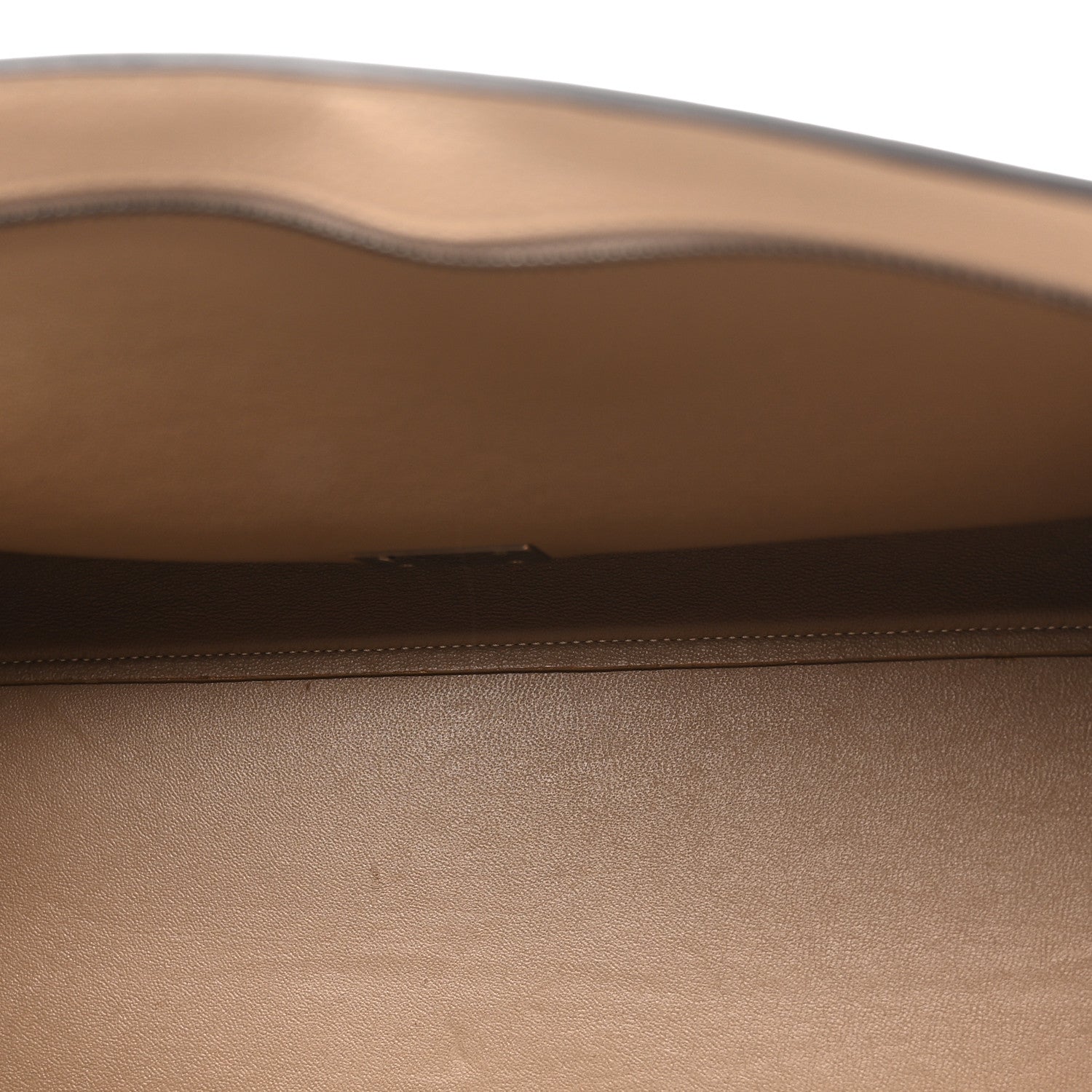 Drummed Calfskin Suede Medium Trapeze Dune