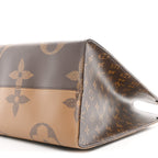 Reverse Monogram Giant Onthego GM