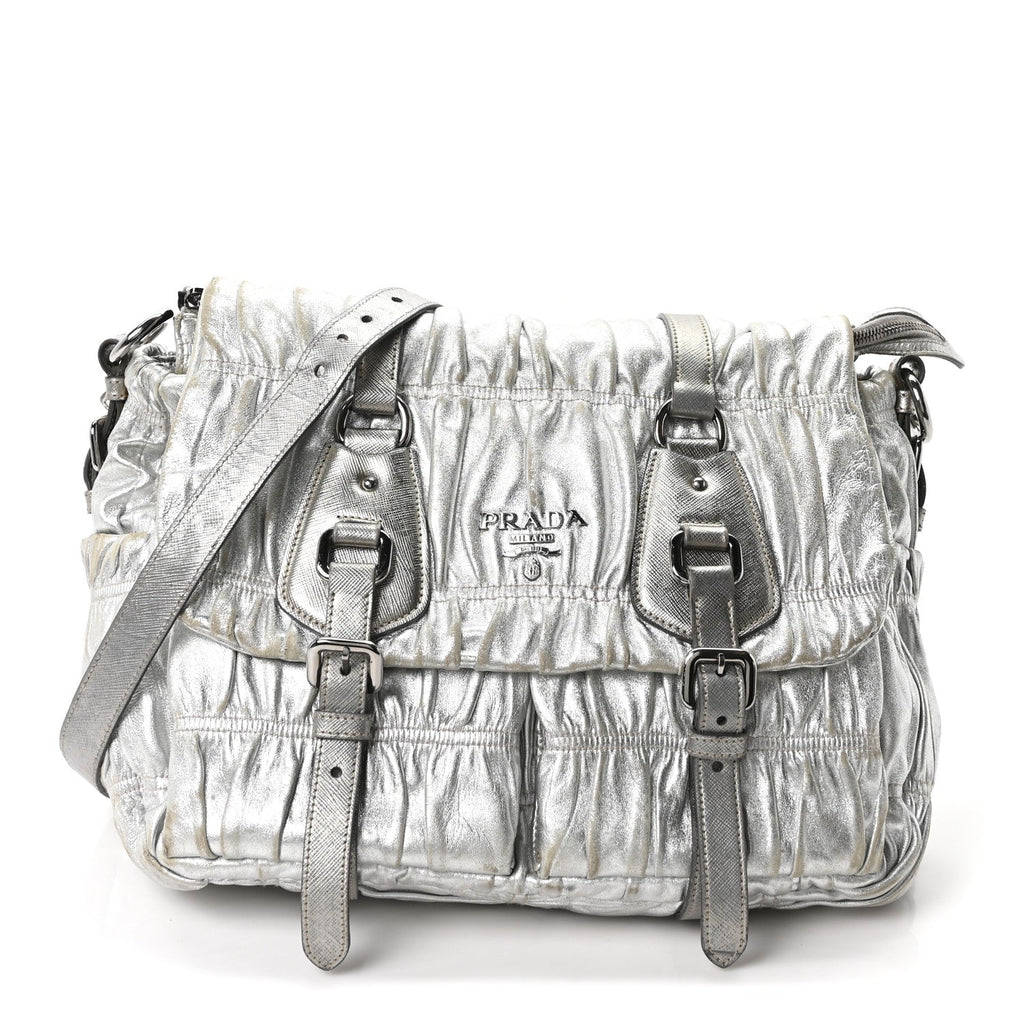 Metallic Nappa Gaufre Messenger Tote Argento
