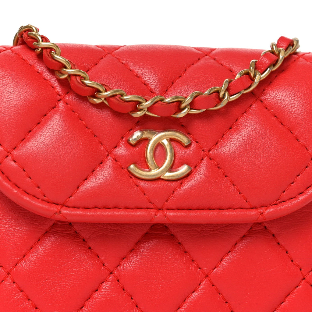 Lambskin Quilted Pearl Crush Waist Bag Red