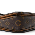 Reverse Monogram Pochette Metis