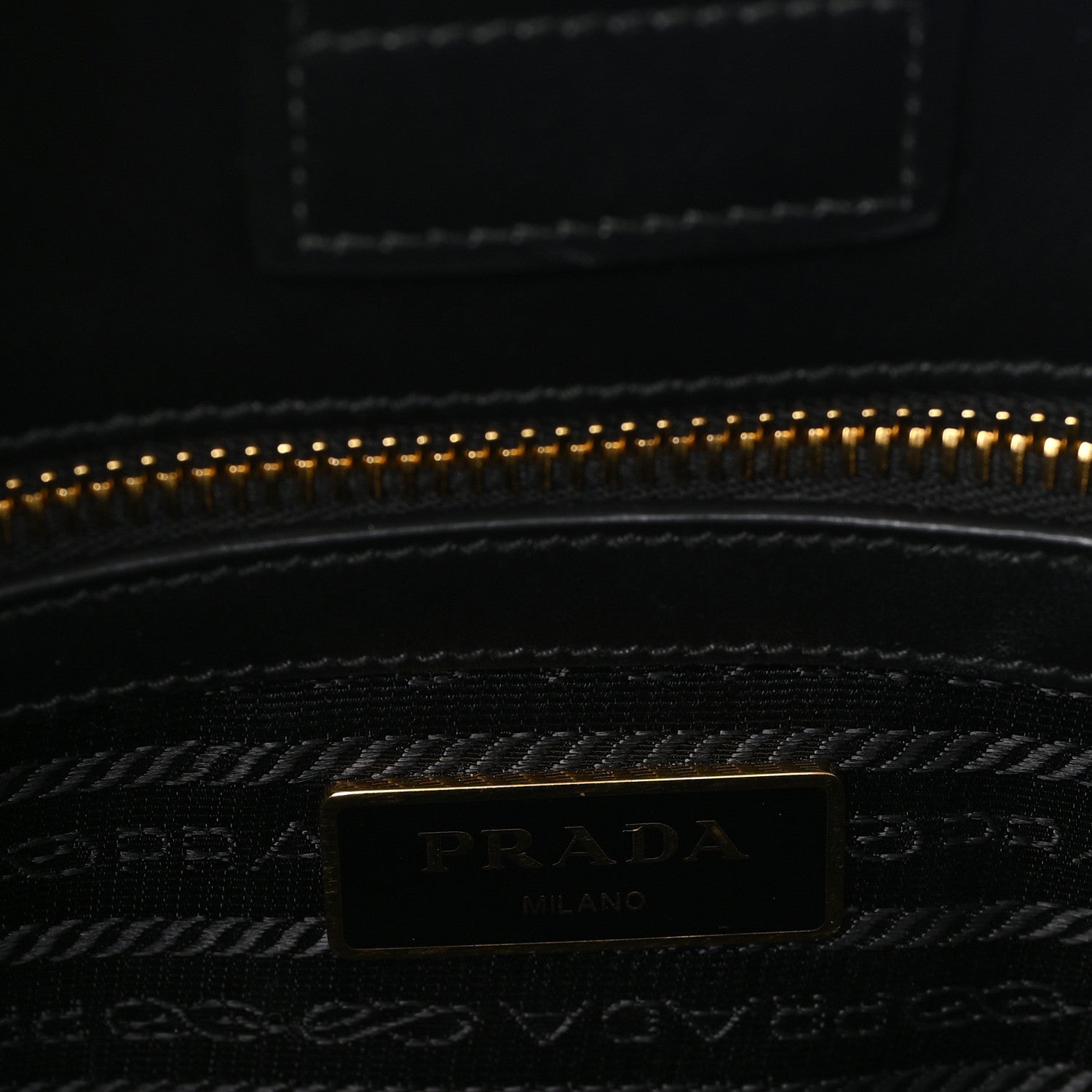 Saffiano Soft Calfskin Large Tote Black