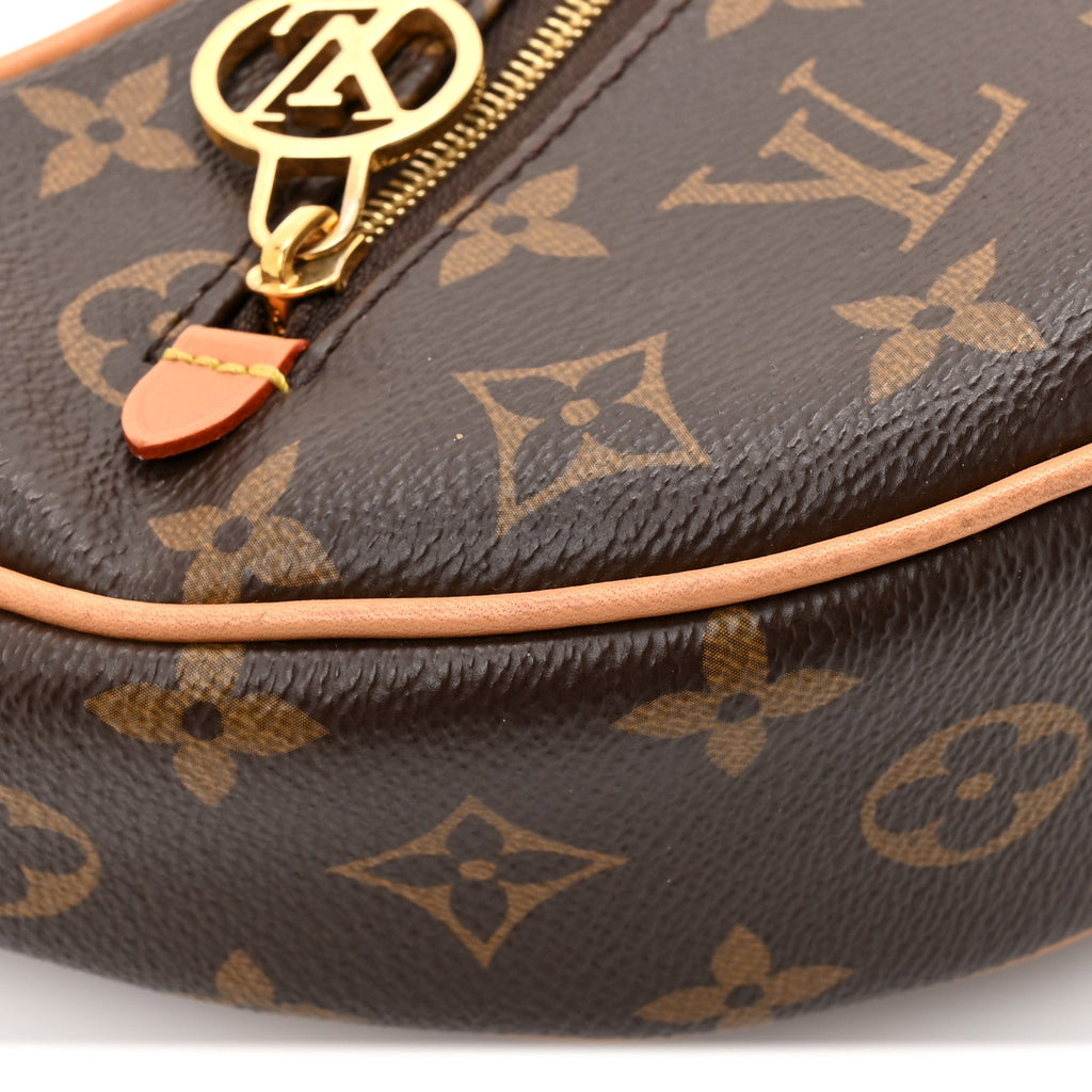 Monogram Loop