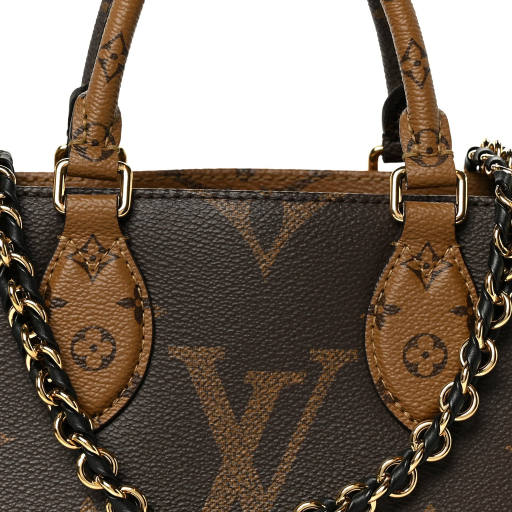 Reverse Monogram Giant OnTheGo East West Chain