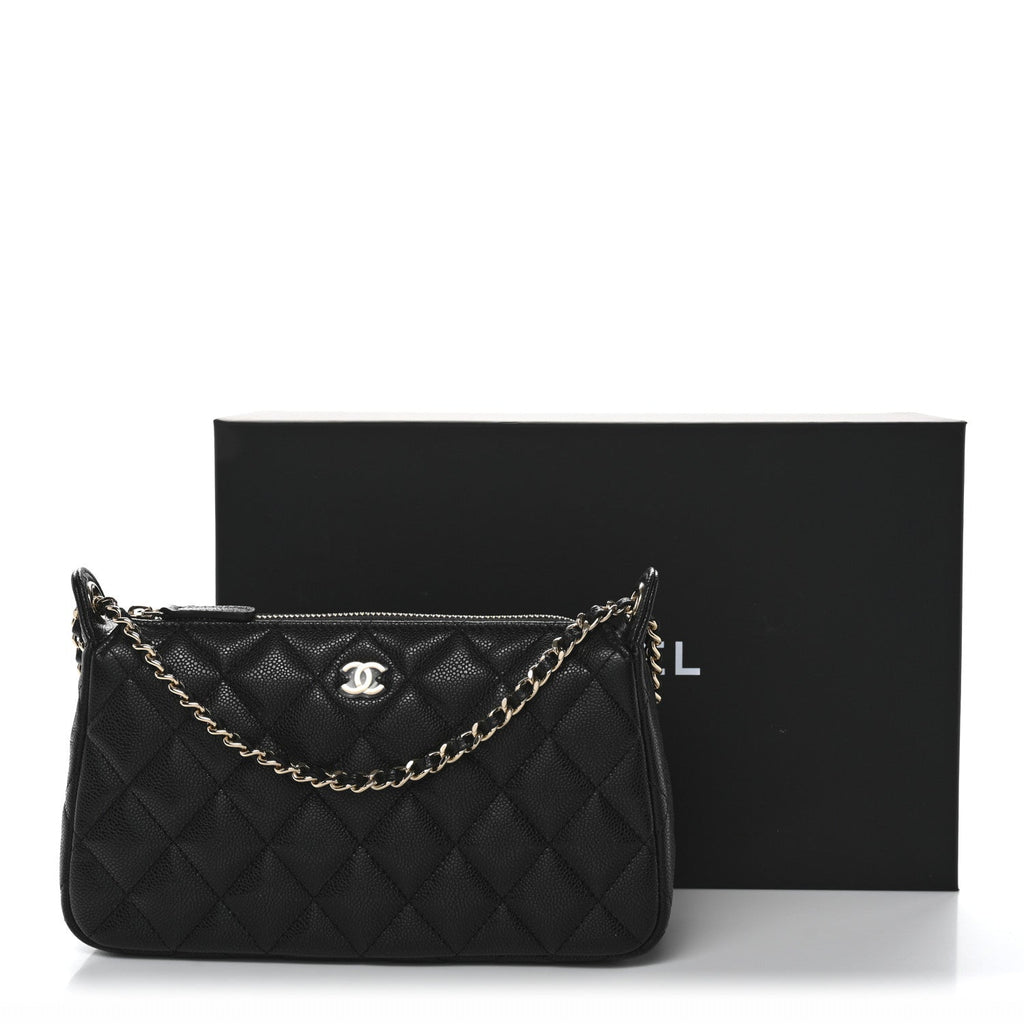 Caviar Quilted Purse With Chain Black