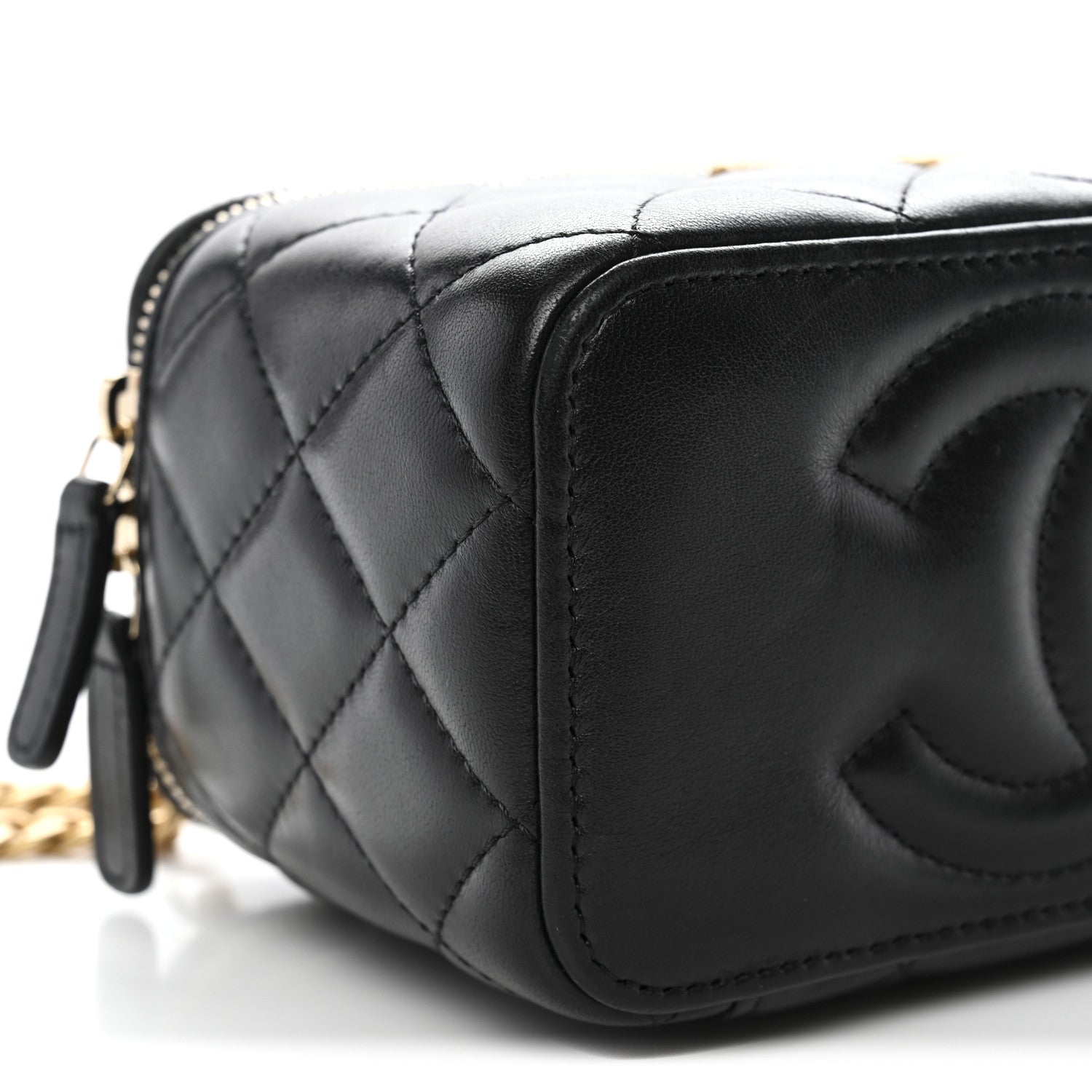 Lambskin Quilted Small Pillow Crush Vanity Case With Chain Black