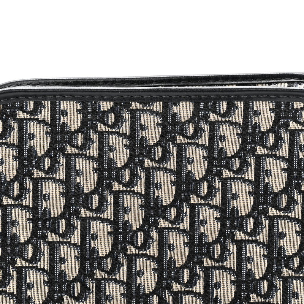 Oblique Diorquake Clutch Blue