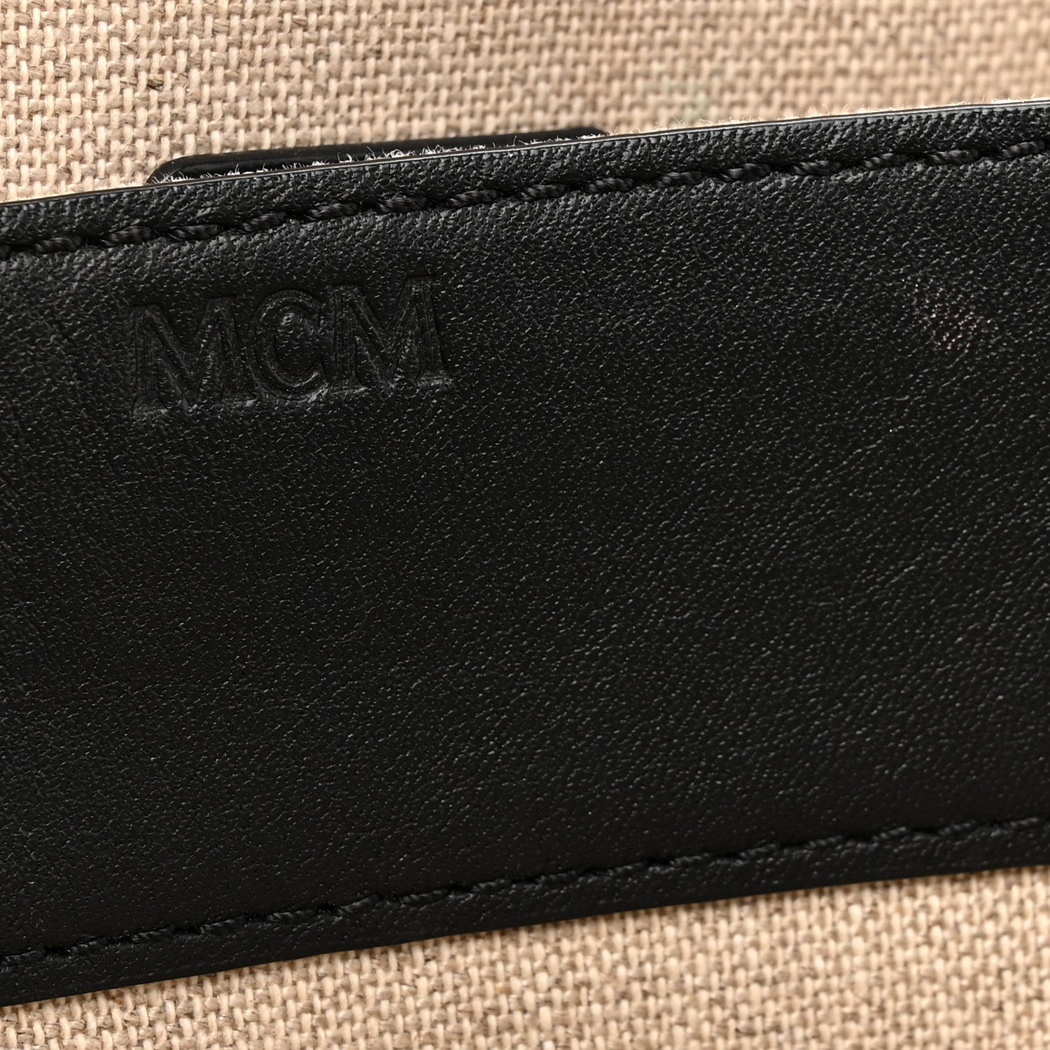 Calfskin Linen Small Travia Crossbody Black