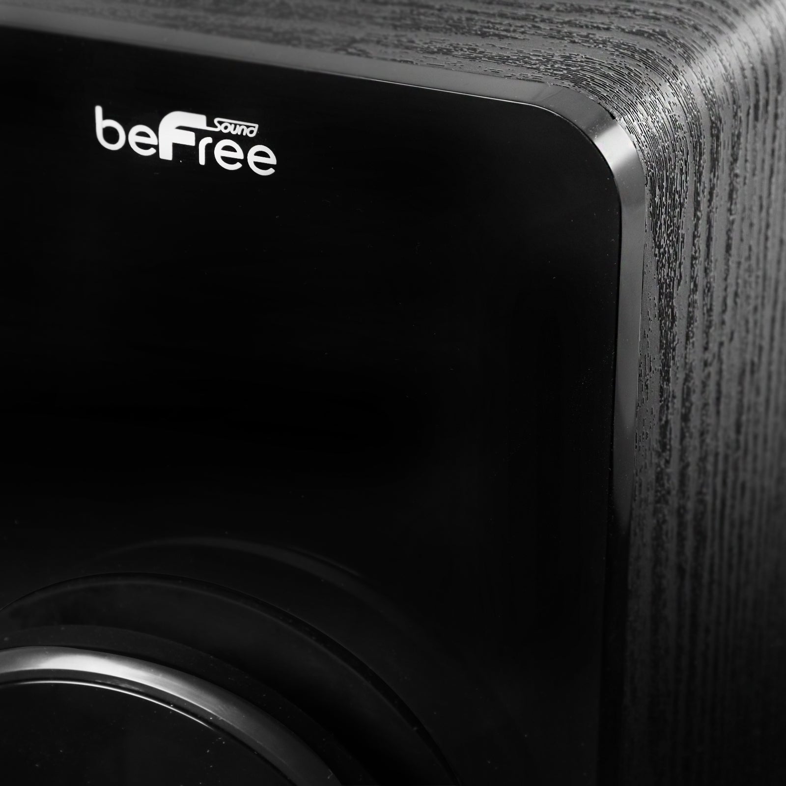 Bluetooth Powered Tower Speaker in Black