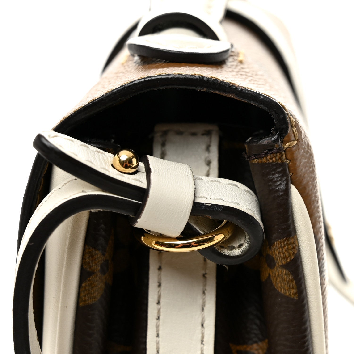 Reverse Monogram Chantilly Lock White