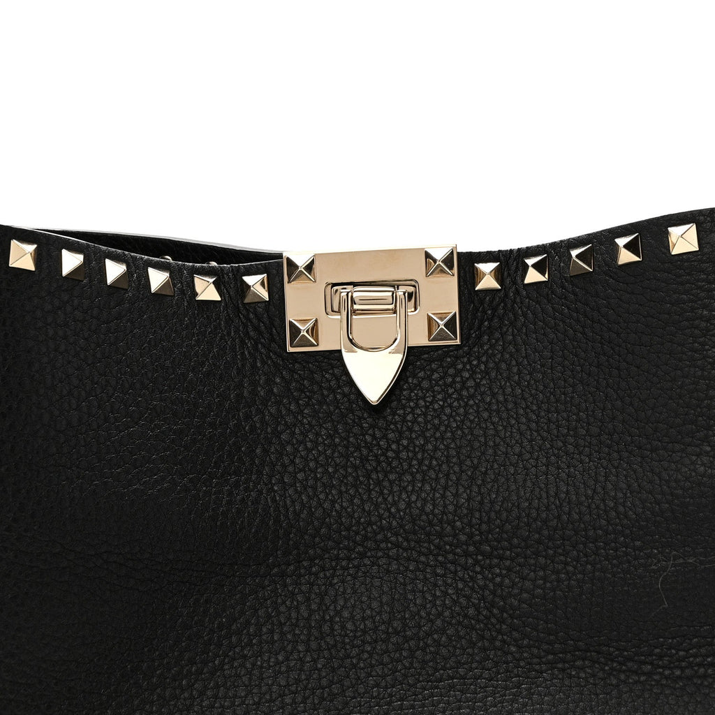 Grained Calfskin Large Rockstud Hobo Black
