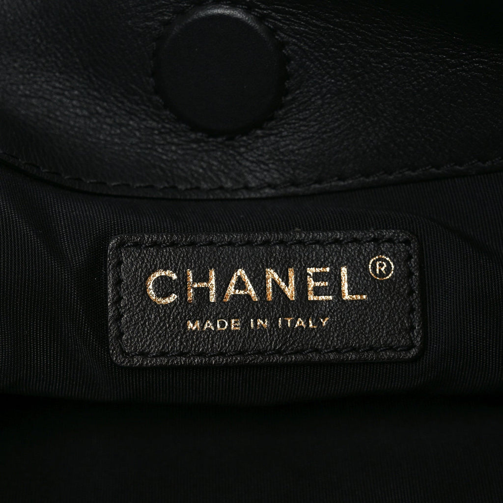 Calfskin Quilted Chain Flat Tote Black