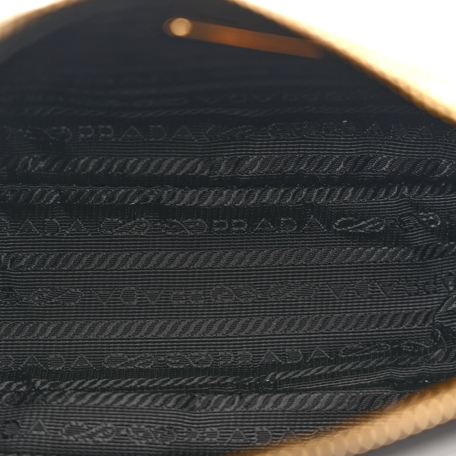 Saffiano Lux Re-Edition 2005 Shoulder Bag Black