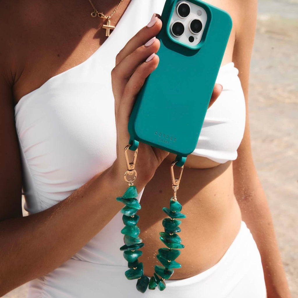 Cordée Cases Turquoise Tide Phone Wristlet