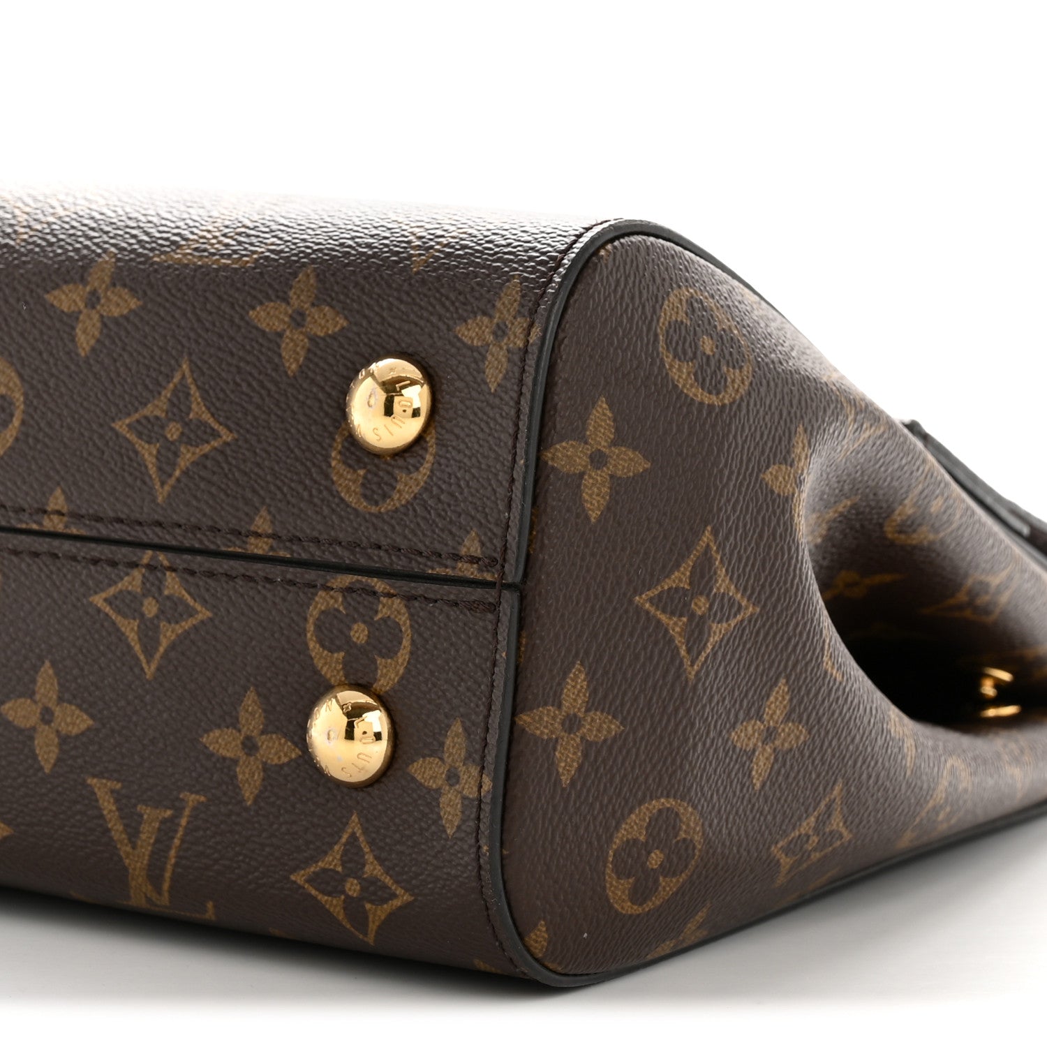 Monogram Cluny MM Papyrus Creme