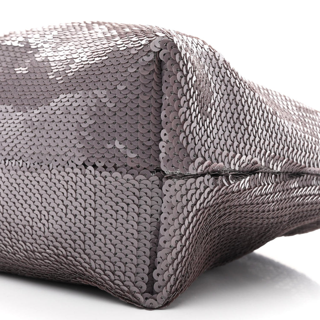 Sequin Medium Donut Chain Flamenco Knot Clutch Grey