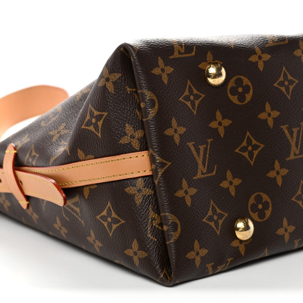 Monogram CarryAll MM