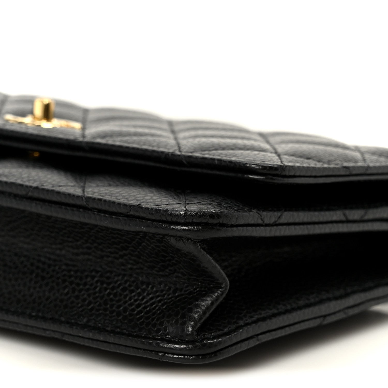Caviar Quilted CC Turnlock Wallet On Chain WOC Black