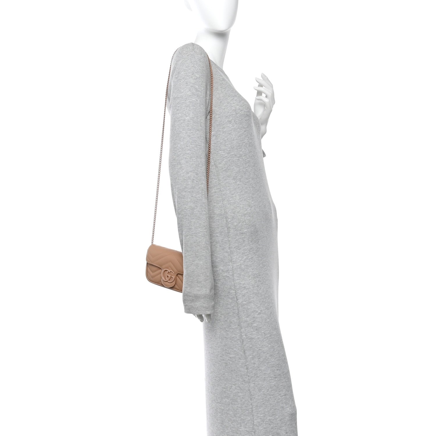 Calfskin Matelasse Monochrome Super Mini GG Marmont Shoulder Bag Camelia