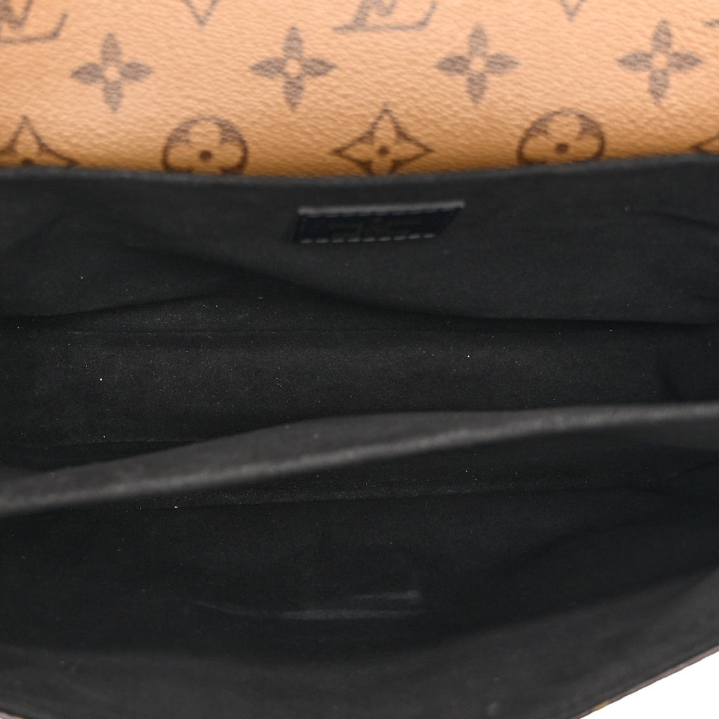 Reverse Monogram Pochette Metis
