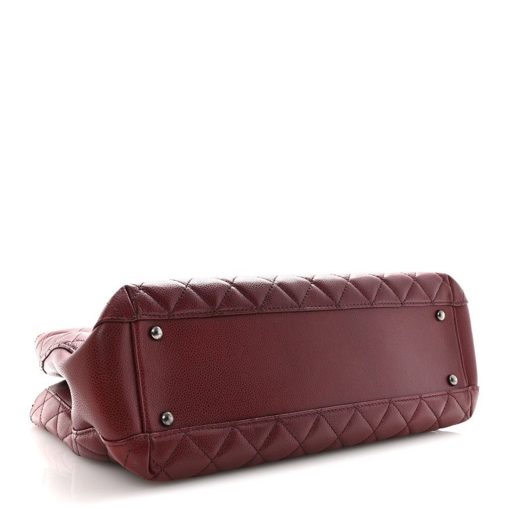 Caviar Quilted City Shopping Tote Dark Red