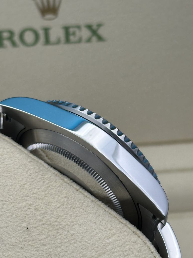 Rolex Steel Submariner Date  - The Hulk - Green Dial - 116610LV