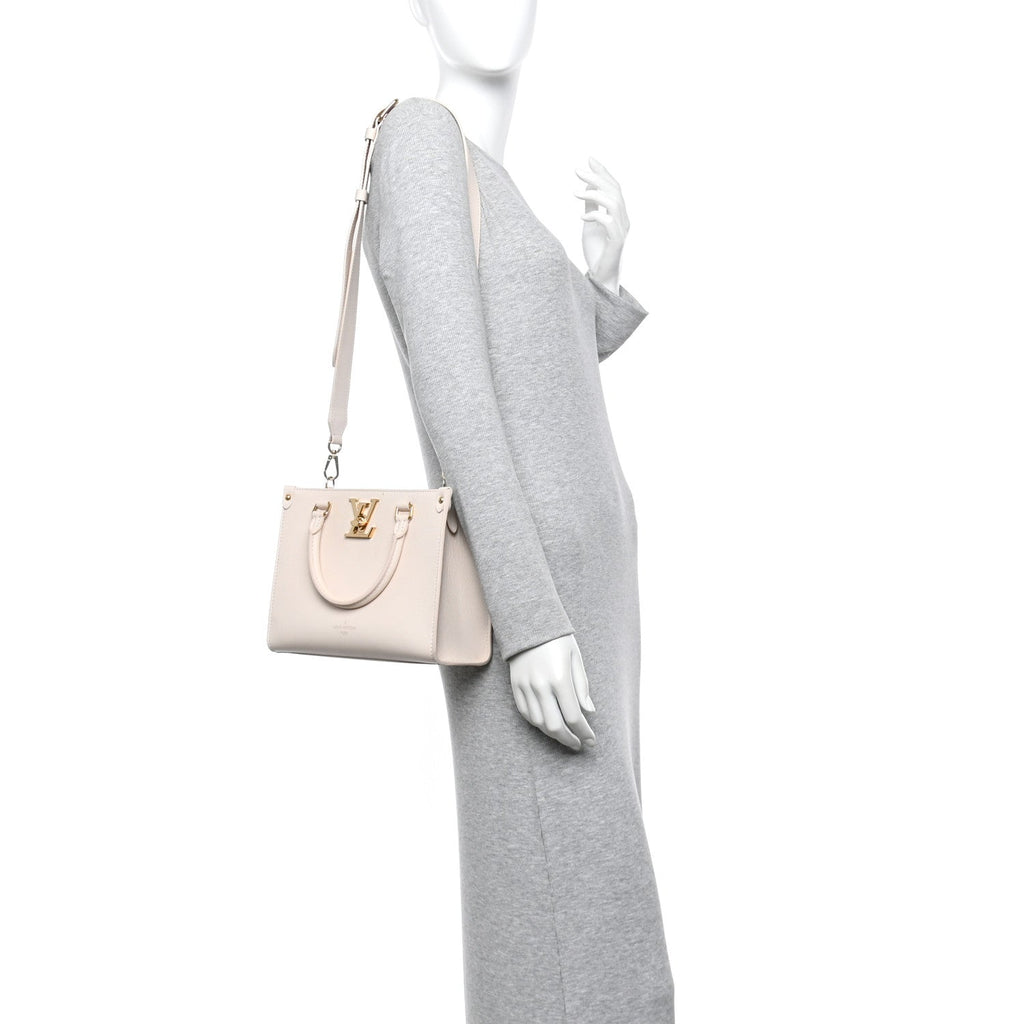 Calfskin Lock & Go Tote Quartz