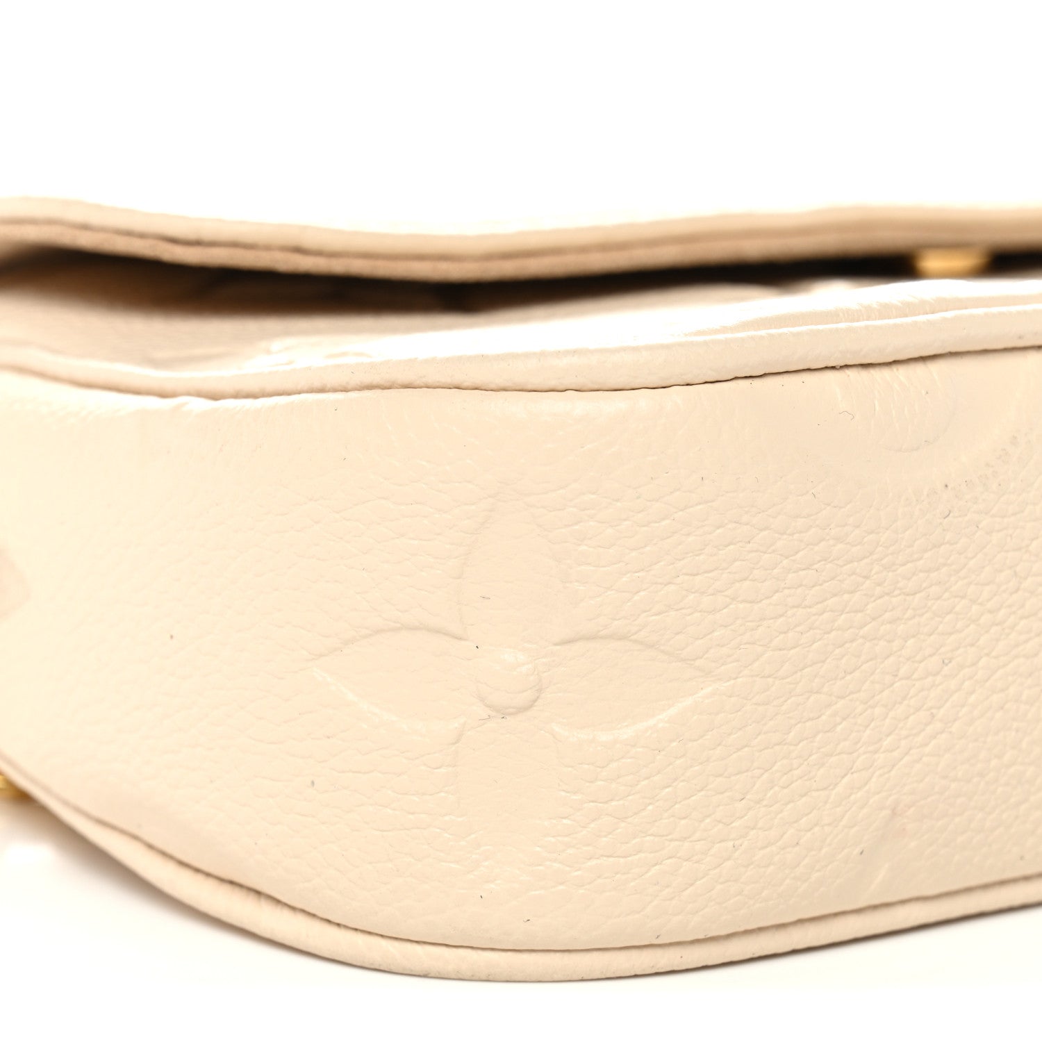 Empreinte Monogram Giant Ivy Wallet On Chain Cream
