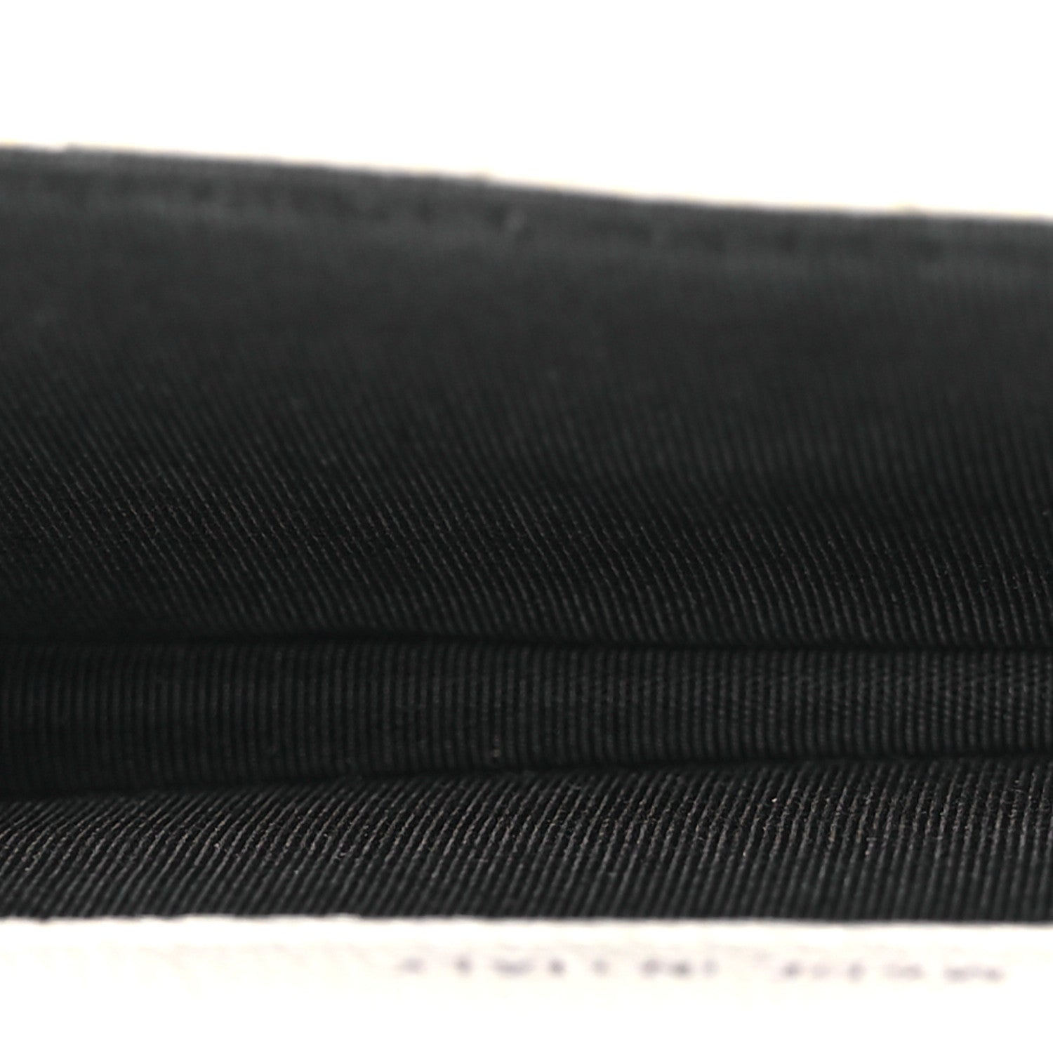 Caviar Quilted My Everything Belt Flap Card Holder White