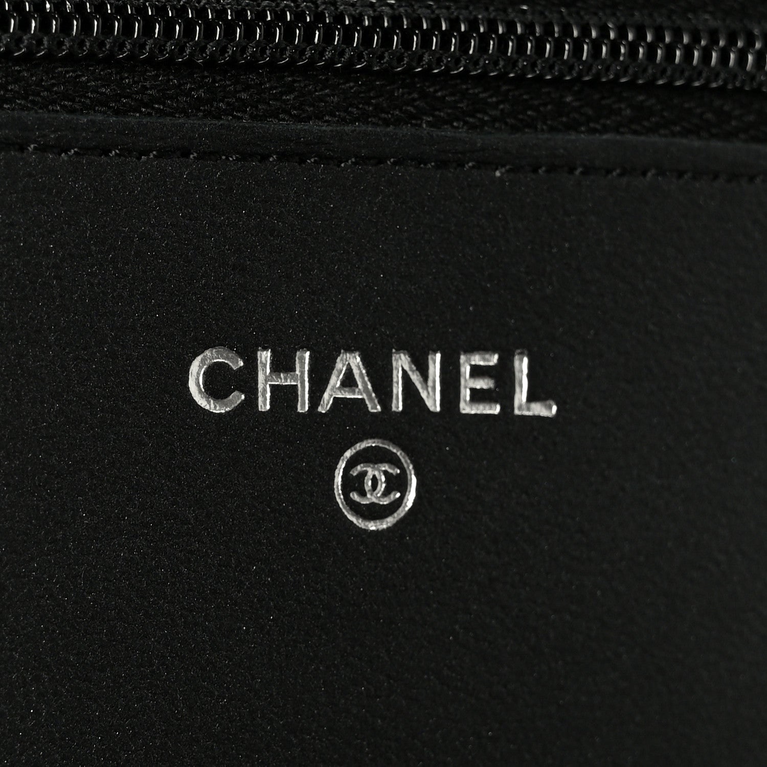 Lambskin Quilted Wallet On Chain WOC So Black