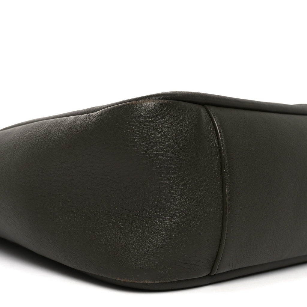 Smooth Calfskin Large Le 5 A 7 Soft Hobo Light Musk