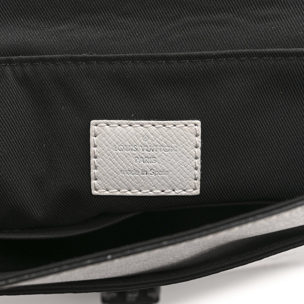 Taigarama Outdoor Flap Messenger White