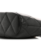 Caviar Quilted Classic Clutch With Chain Black