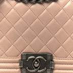 Lambskin Quilted Medium Boy Flap Light Pink