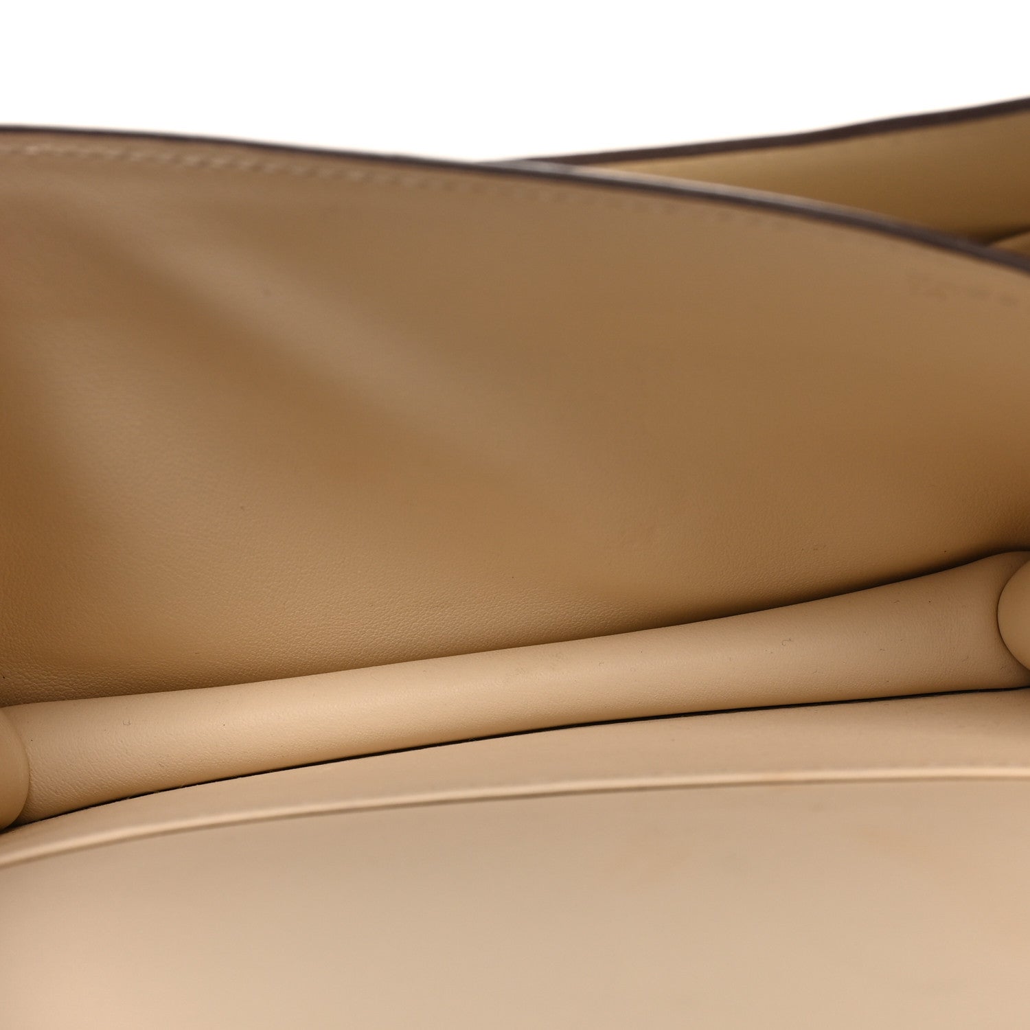 Swift Constance 18 Nata