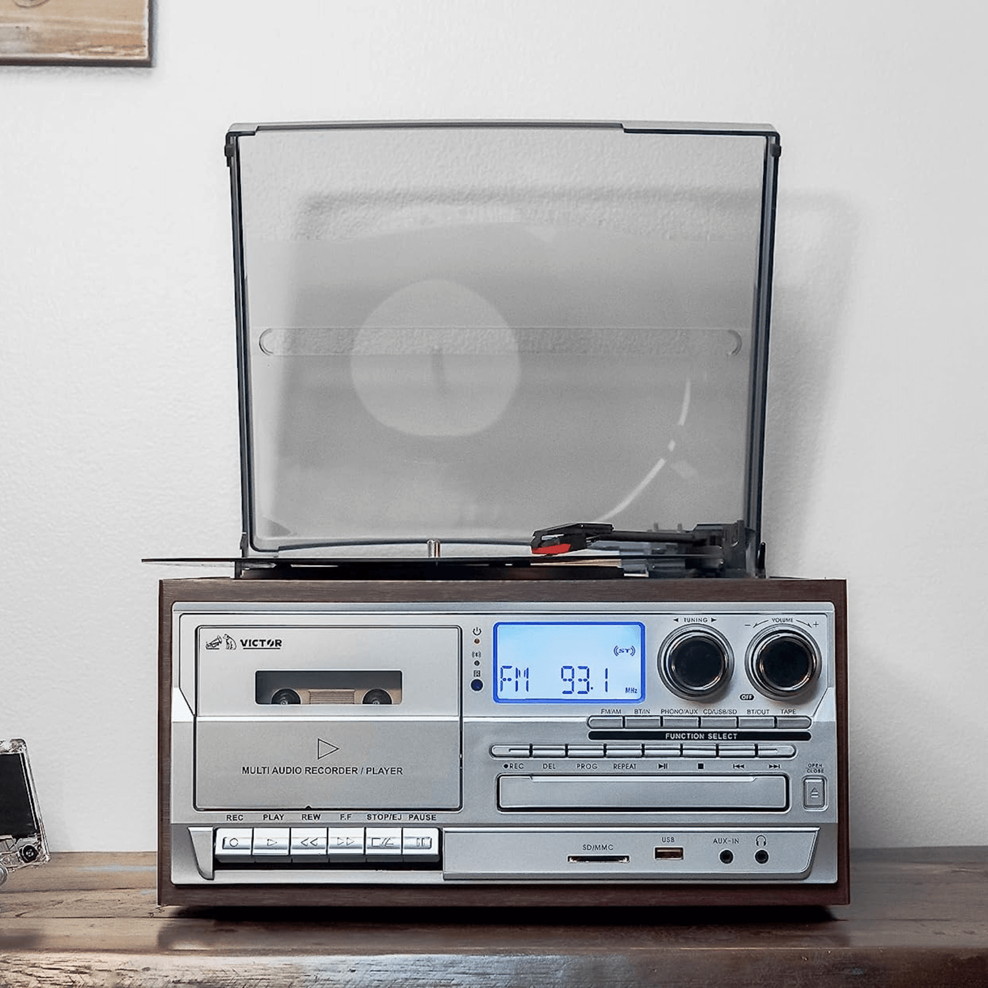 Cosmopolitan 8-in-1 Turntable Music Center