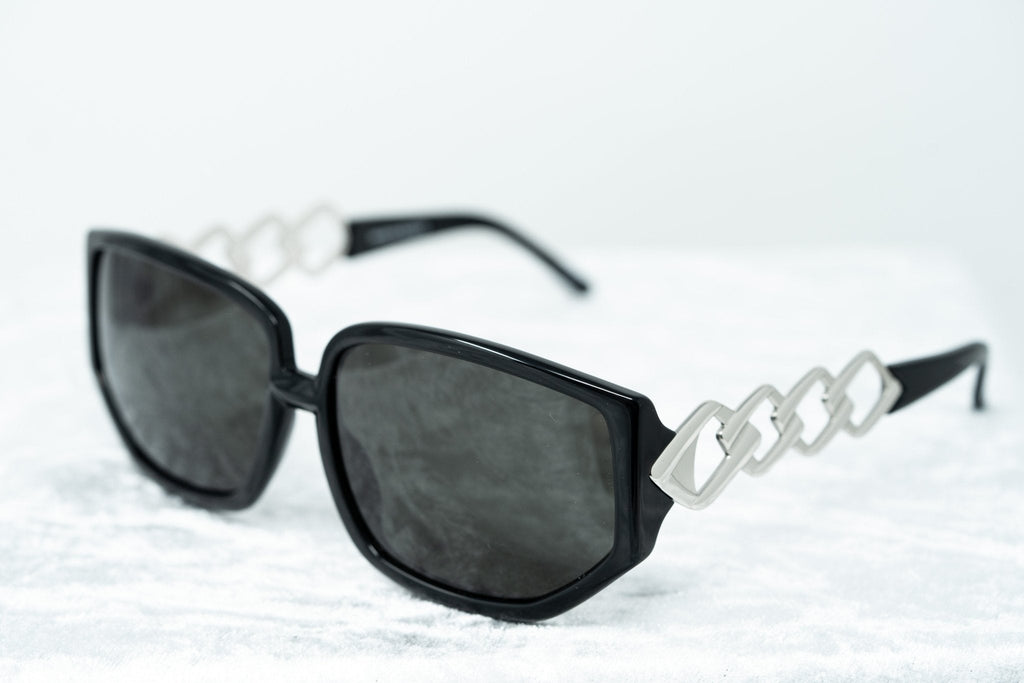Erickson Beamon Sunglasses Rectangular Black and Dark Grey