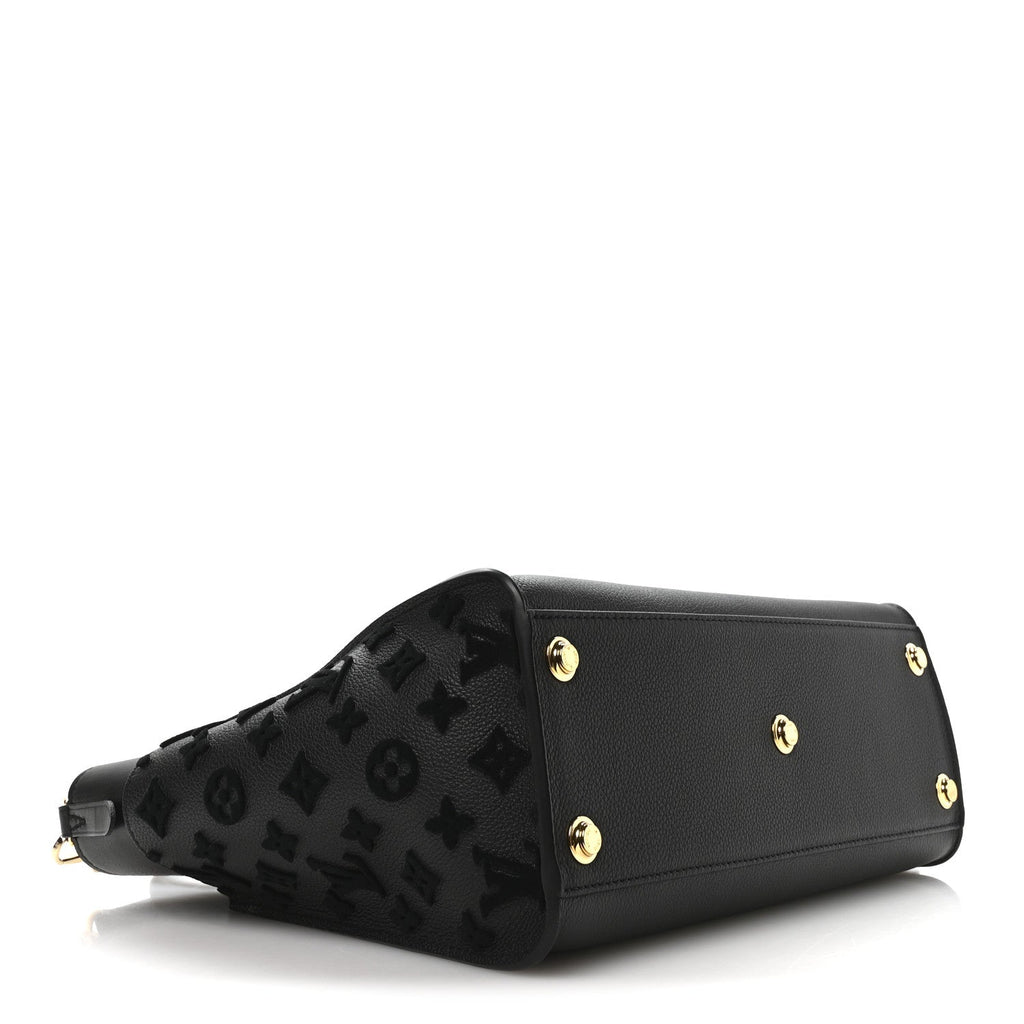 Calfskin Monogram Tufting On My Side Black