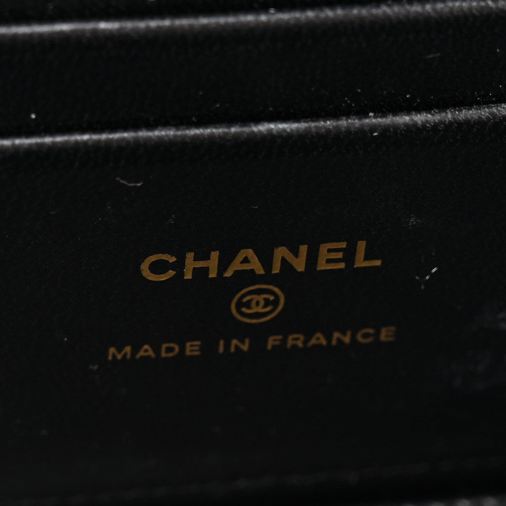Lambskin Quilted Small Top Handle Vanity Case With Chain Black